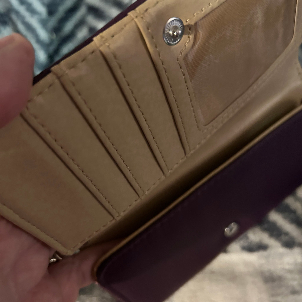Body Glove Burgundy Wristlet Clutch - Picture 4 of 8